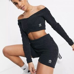 ADIDAS: Originals 'Relaxed Risqué' fluffy knit legging SHORTS (SKIMS-inspired)